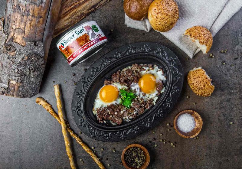 Ev sayağı tuşonka (yumurta ilə)