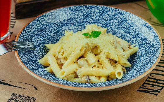 Toyuqlu Penne