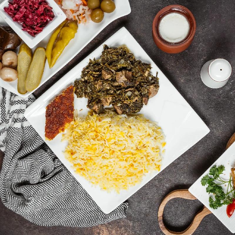 Səbzi qovurma aş