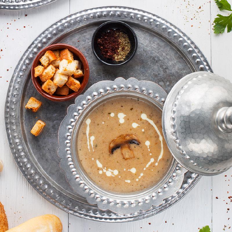 Göbələk Şorbası 