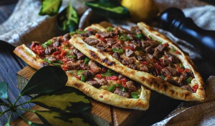Quşbaşlı Pidə