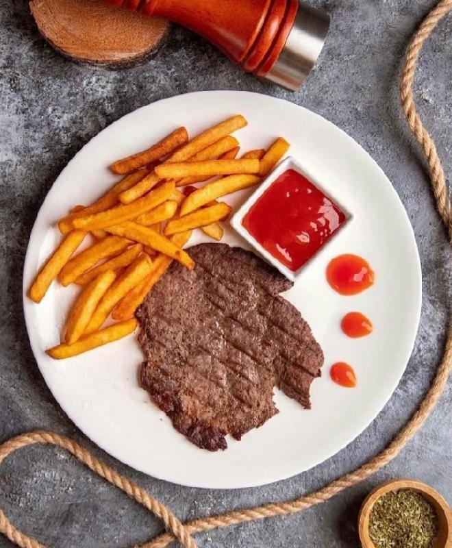 Schnitzel ət ilə