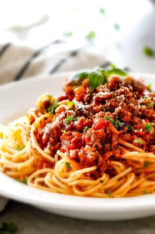 SPAGETTİ BOLOGNESE 