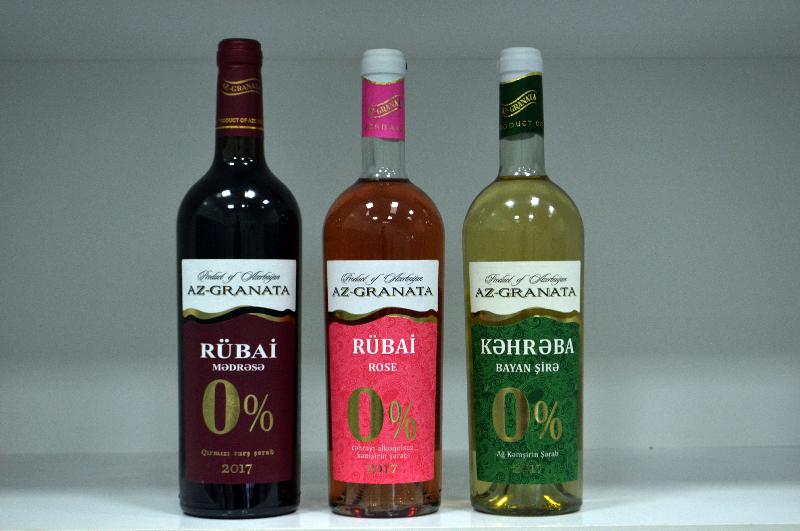Rubai | red, white, rose