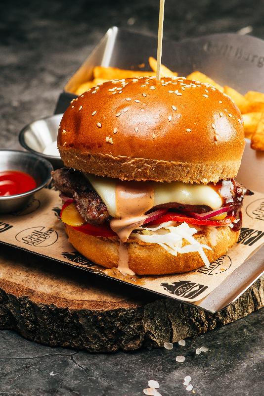 Cheesesteak burger 