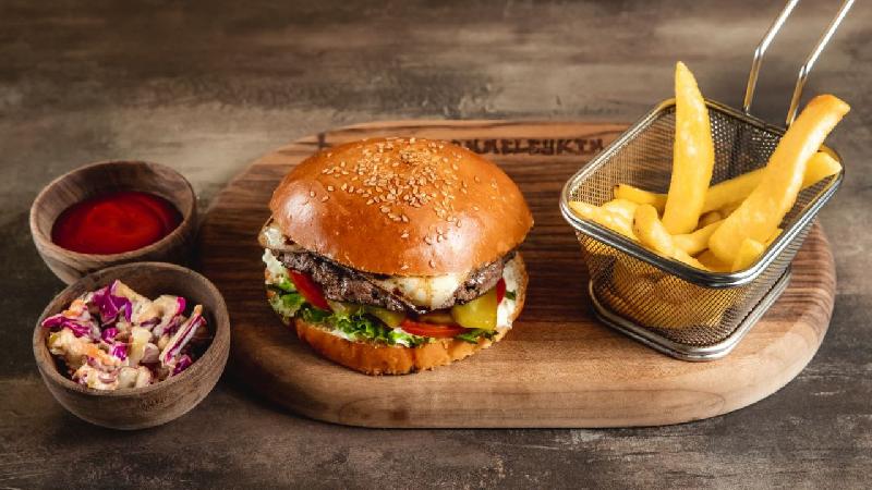 Mozzarella Burger