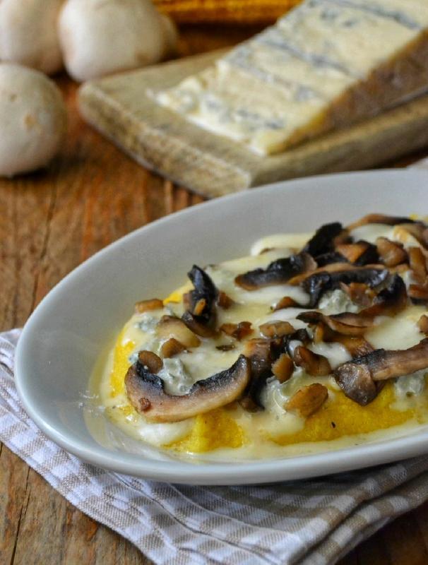 FUNGHI AL GORGONZOLA