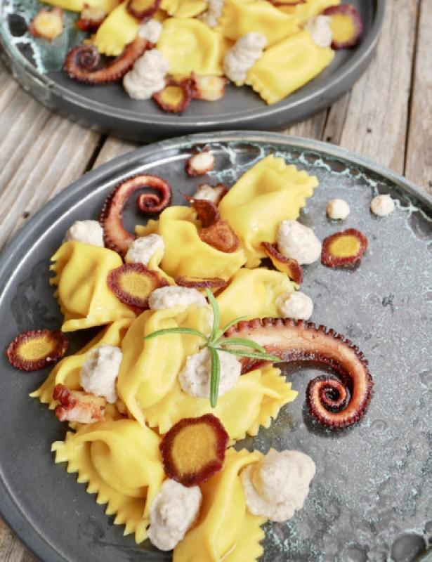 RAVIOLI DEL PLIN CON PESCE