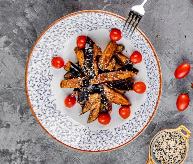 Xırçıltılı badımcan salatı