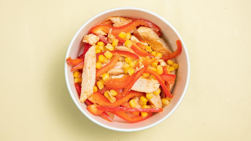 Toyuq Salatı 
