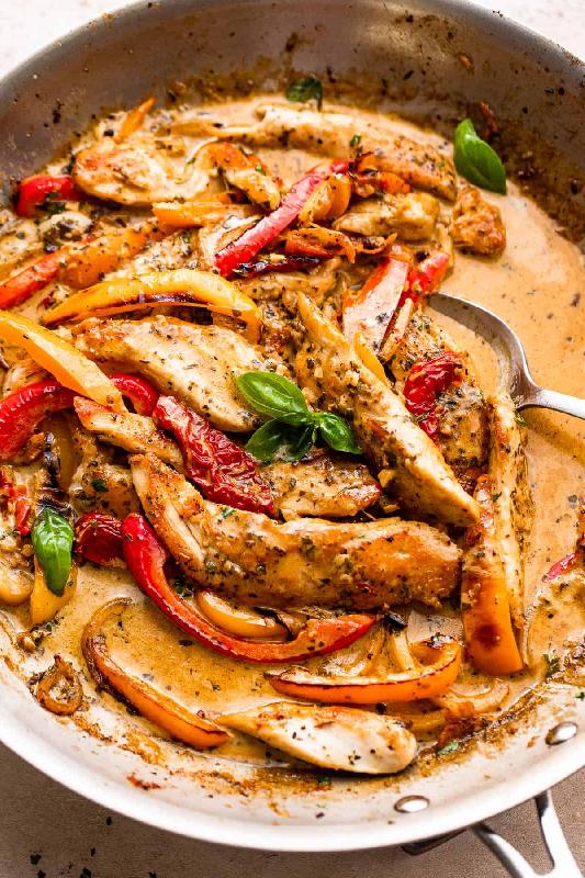 Creamy pesto chicken 