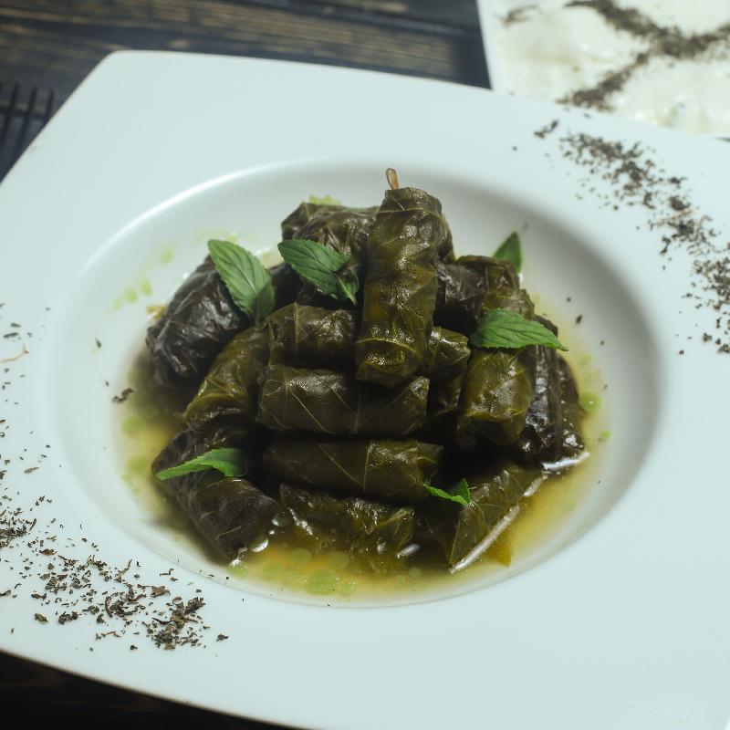 Yarpaq Dolması