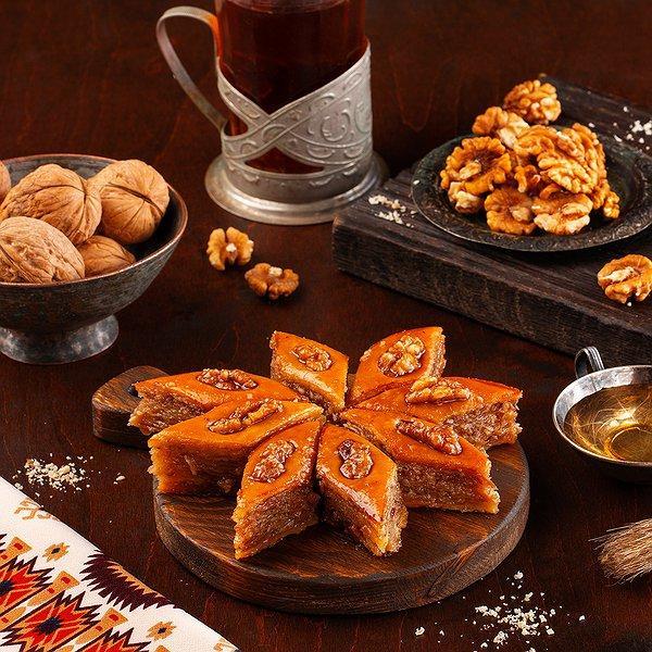 Bakı paxlavası