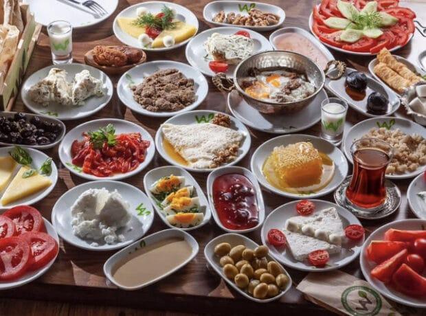 Milli mix səhər yeməyi seti 4 nəfərlik