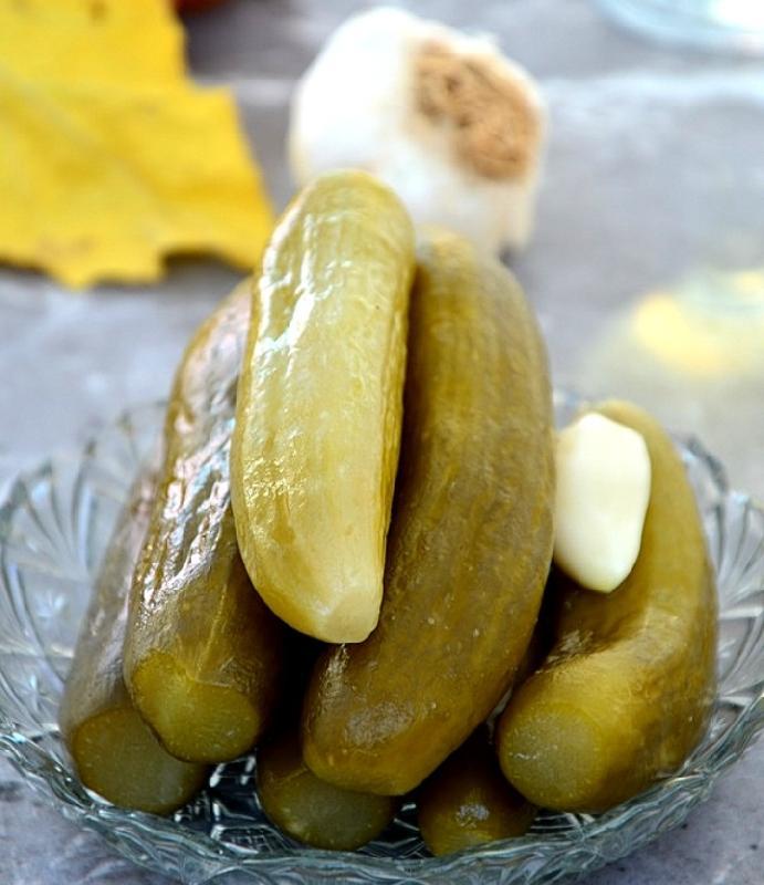 Ağ xiyar turşusu