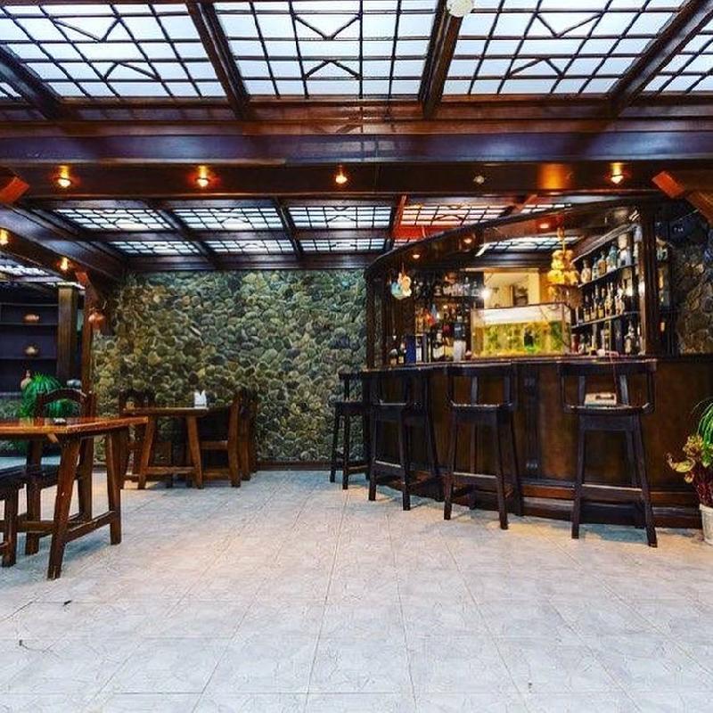 Interior view 4
