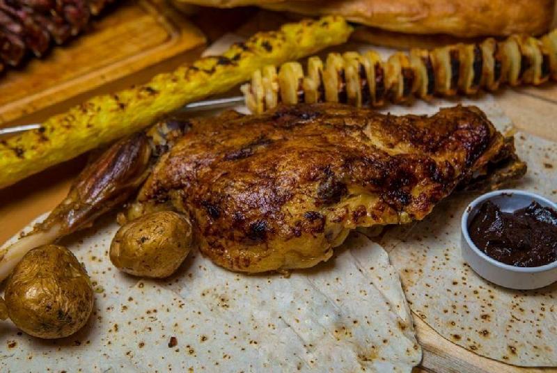 Təndirdə quzu budu