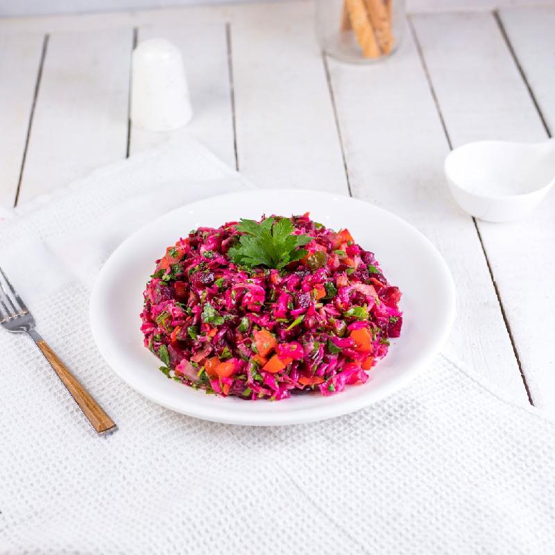 Vineqret Salatı 