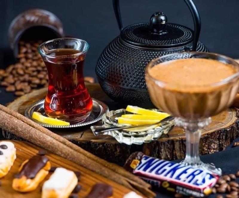 Çay snikers mürəbbəsi ilə