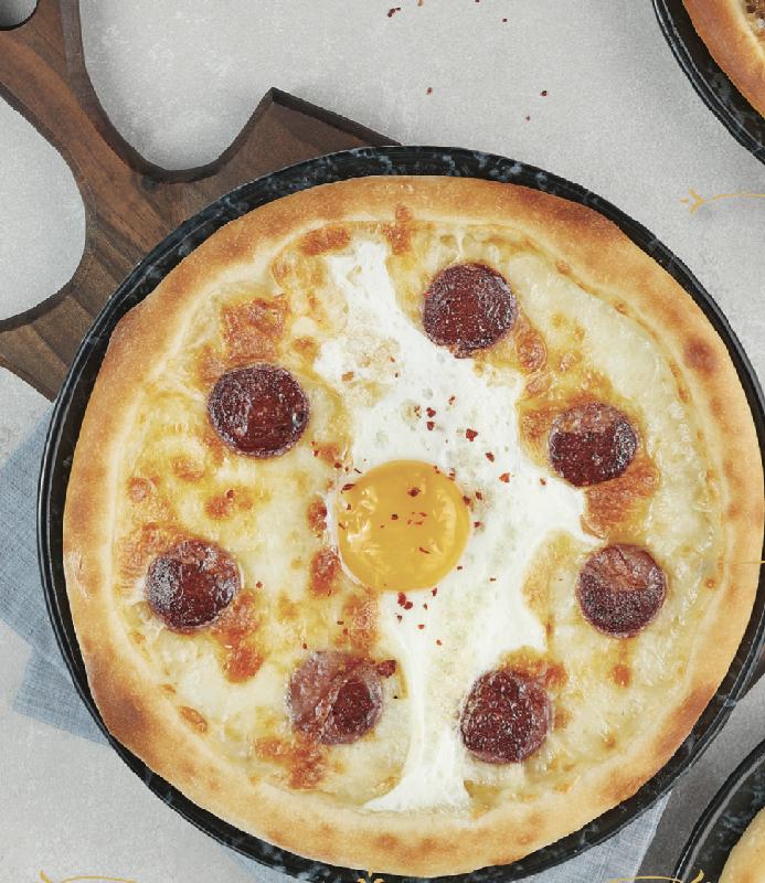 Sucuklu yumurtalı pide