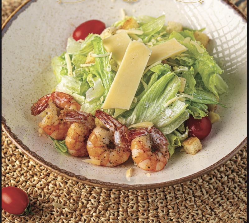 Krivetli sezar salatı
