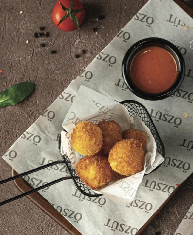 Qızardılmış mozzarella topları