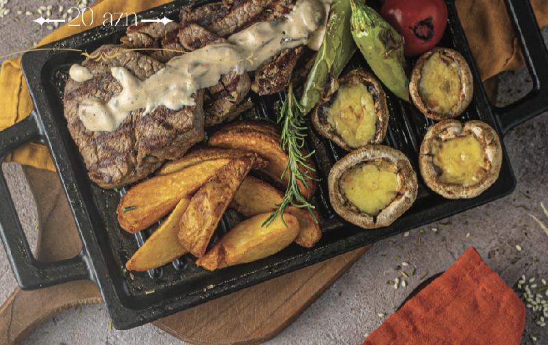 Göbələkli Steak 