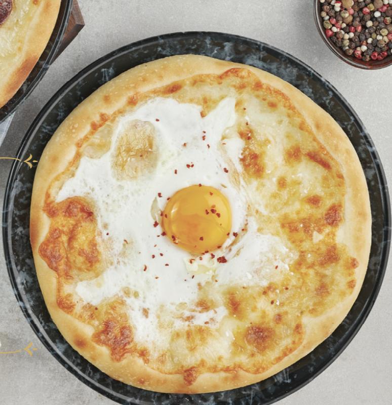 Kaşarlı yumurtalı pide