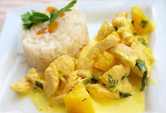 Chicken with curry sauce