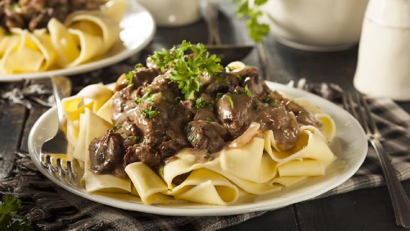 Stroganoff with beef