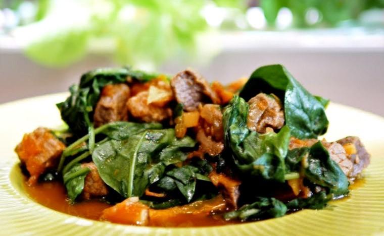 Beef with spinach