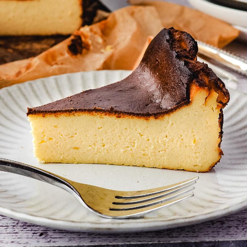 San-Sebastian cheesecake