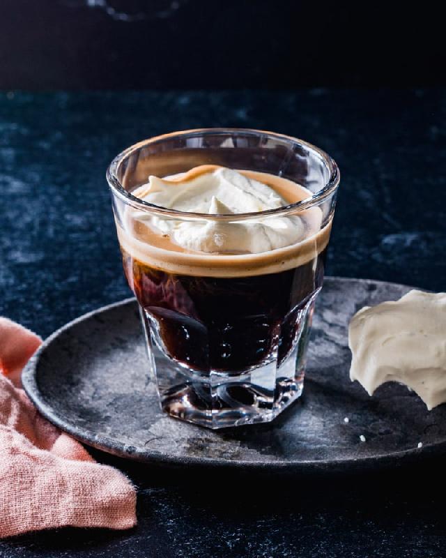 Espresso Con Panna