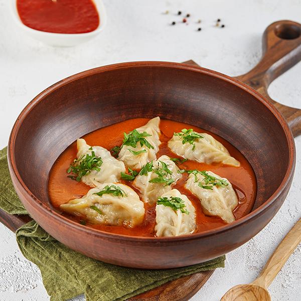 Gürzə tomat sousunda
