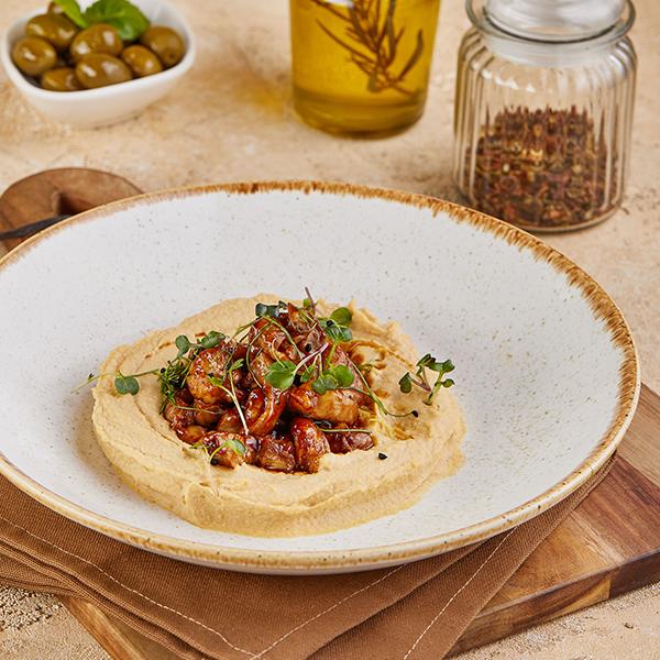 Humus Asiya sayağı toyuq budları ilə
