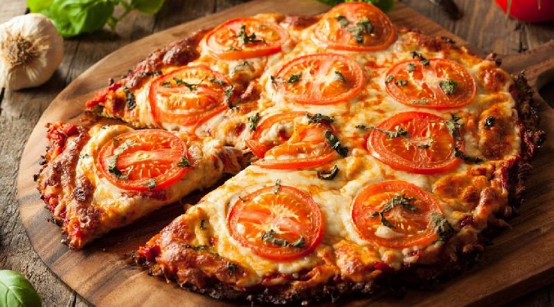 Tərəvəzli pizza