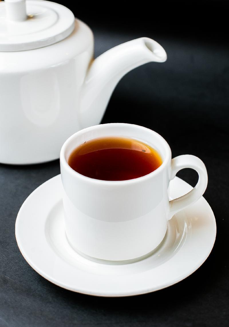 Çay çaydan (qara, yaşıl, bitki)