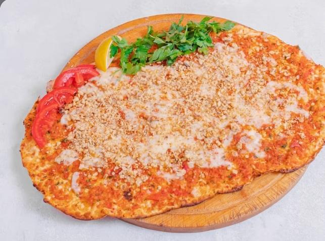 Qarışıq ətli lahmacun