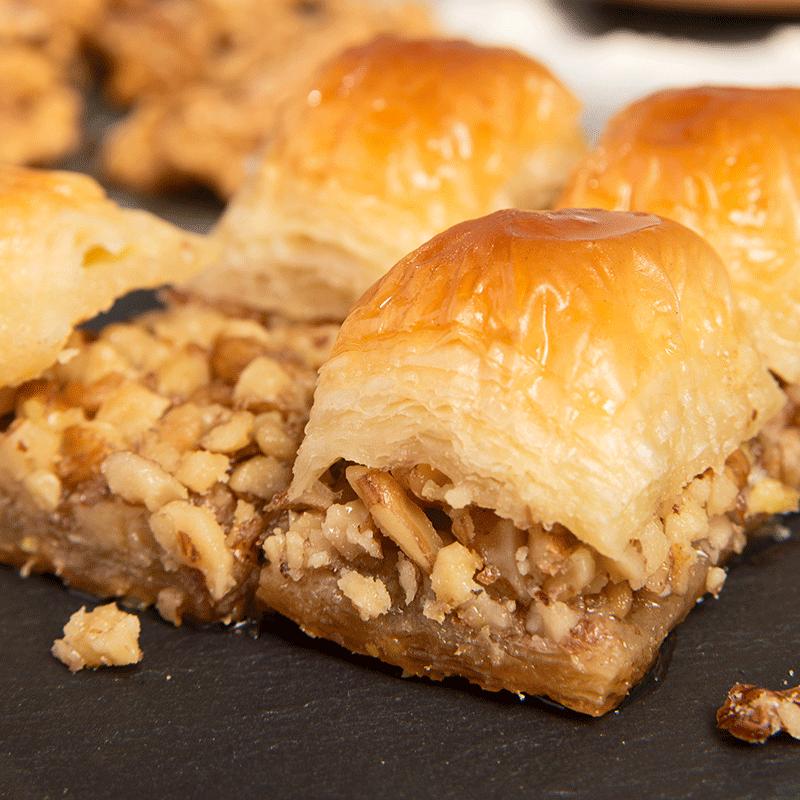 Cevizli baklava (1adet)