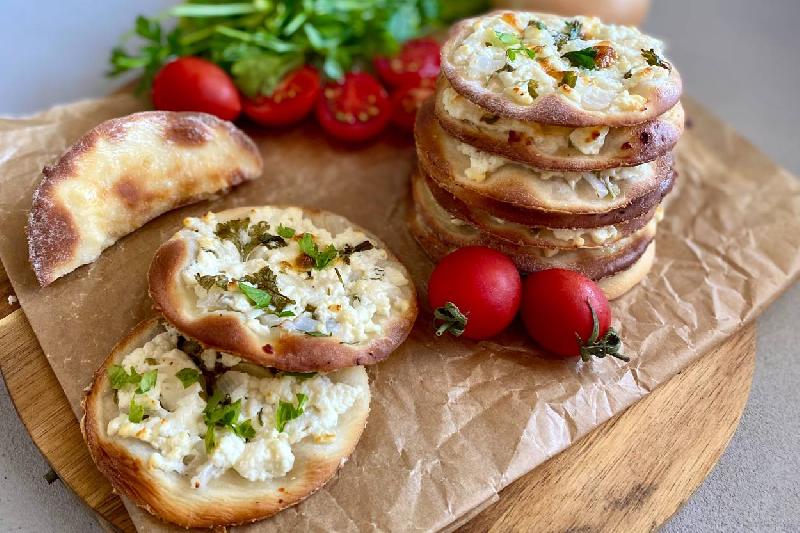 Fındık lahmacun peynirli 