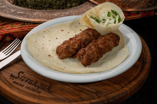 Lülǝ kabab  