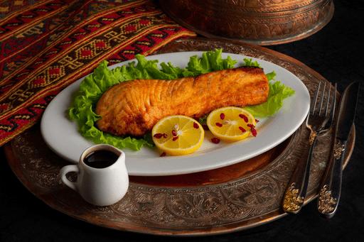 Qızardılmış nərə balığı  