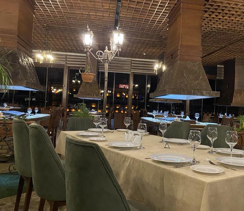 Interior view 4