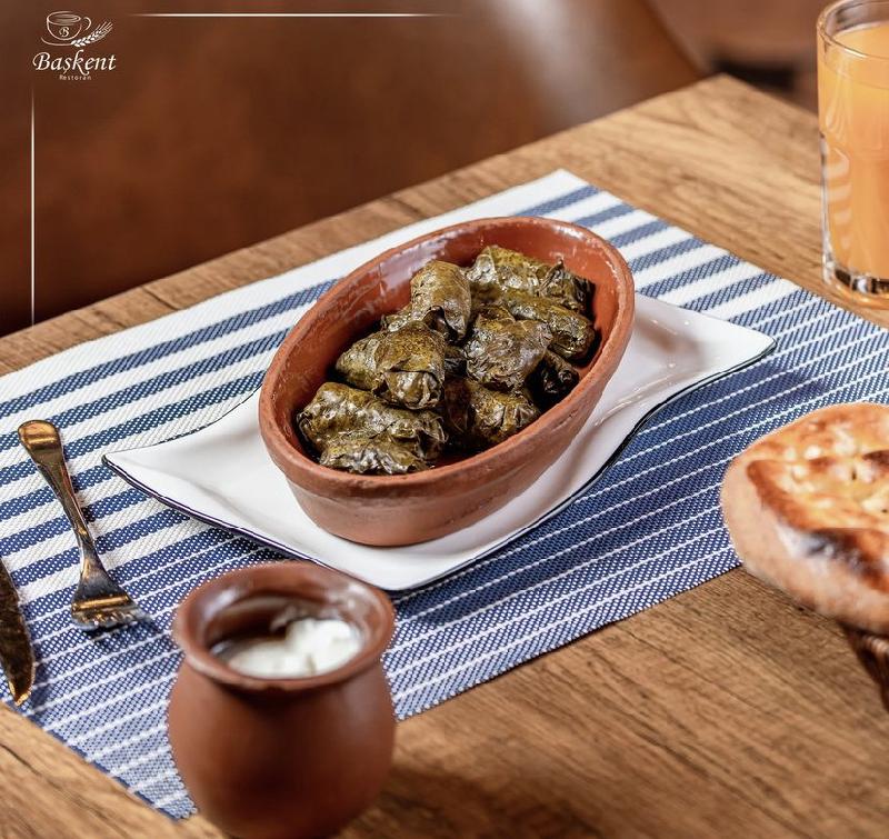 Yarpaq Dolması