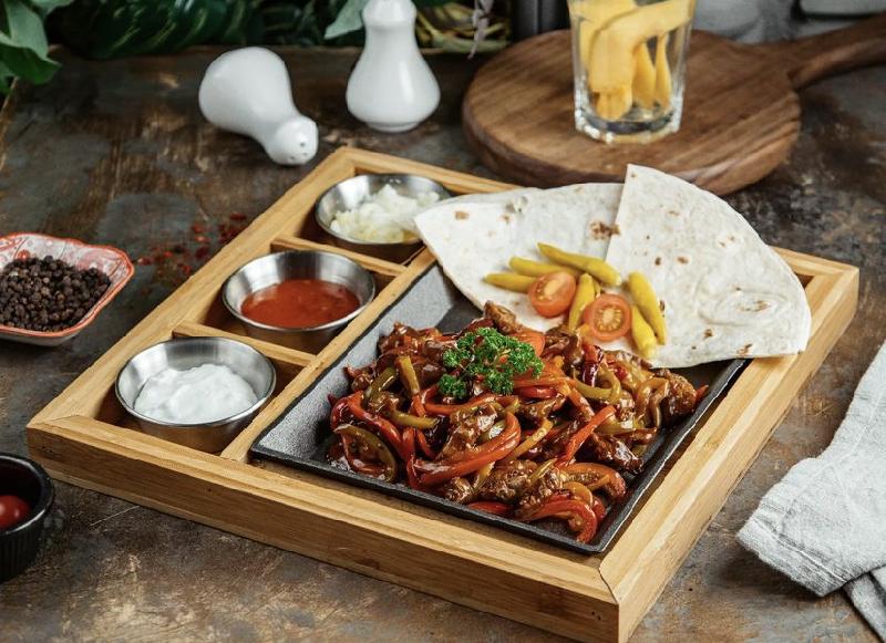 Can Əti Fajitos