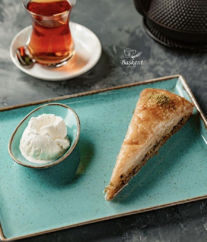 Havuç Dilimi Fıstıqlı