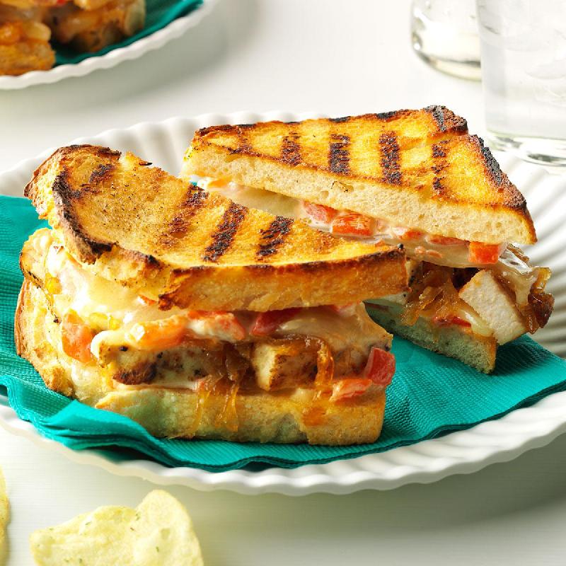 Toyuq Sandwich