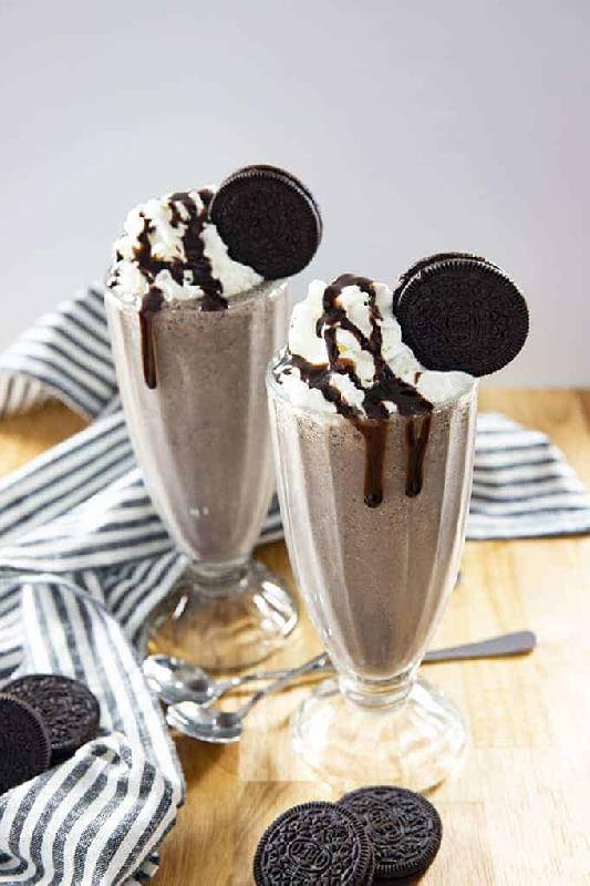 Oreo Milk Shake