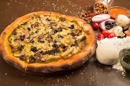 Polo Fugi Pizza