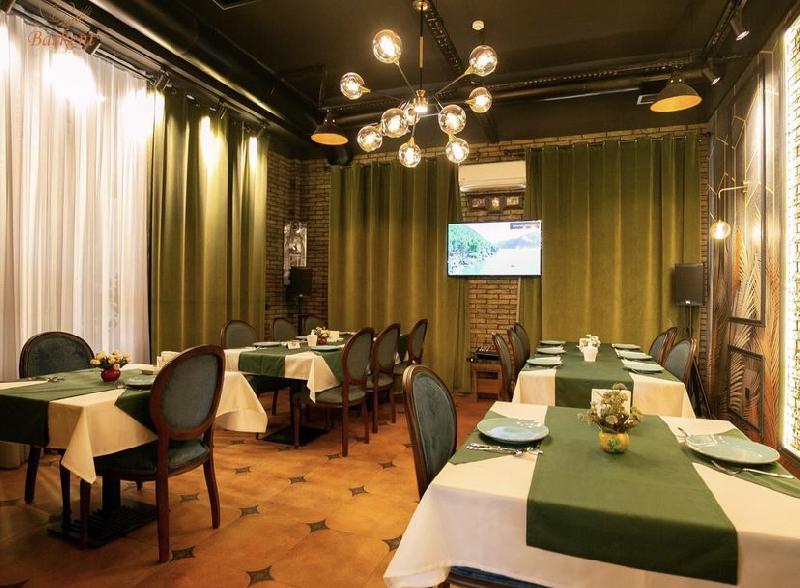 Interior view 4